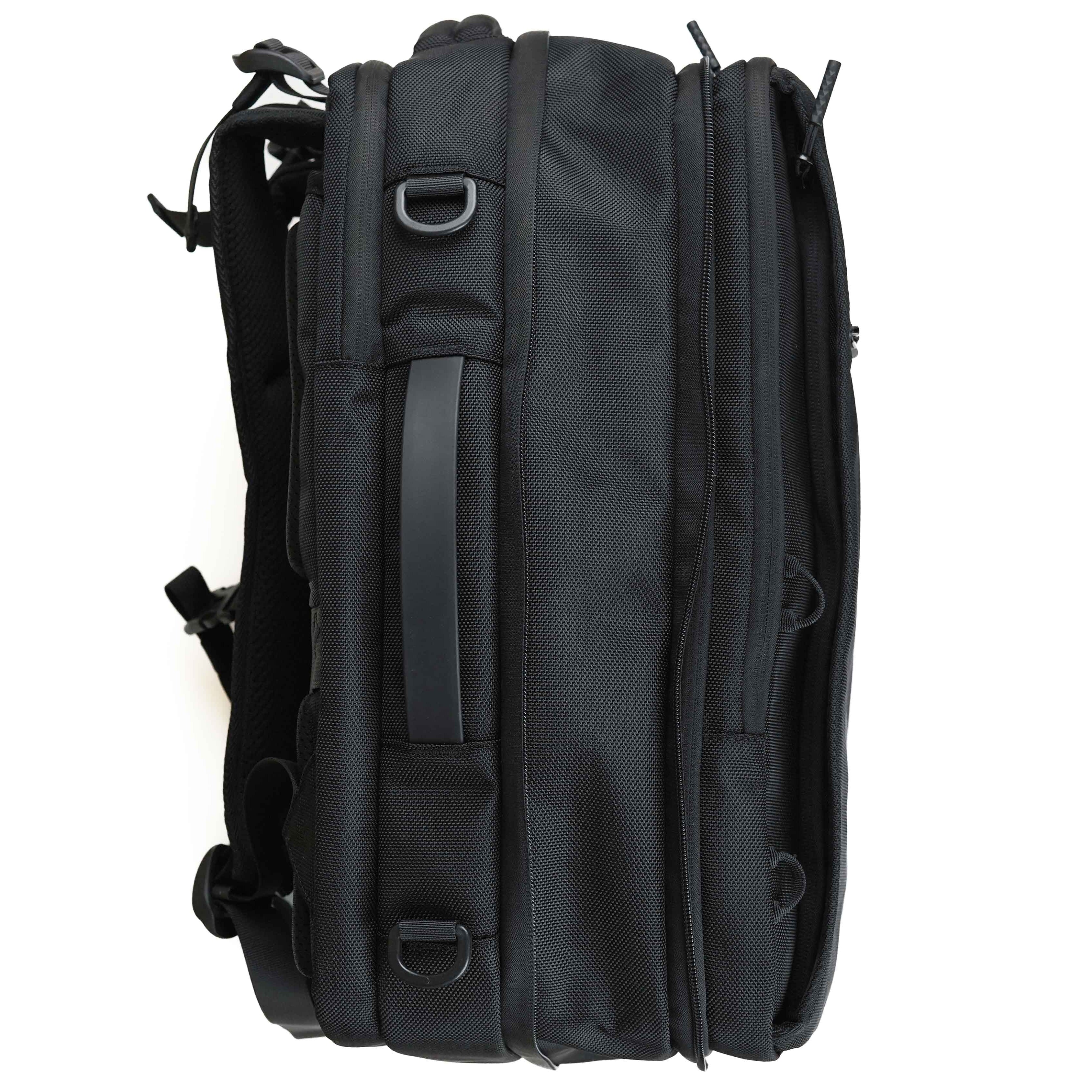 UrbanFlex Expandable Smart Backpack