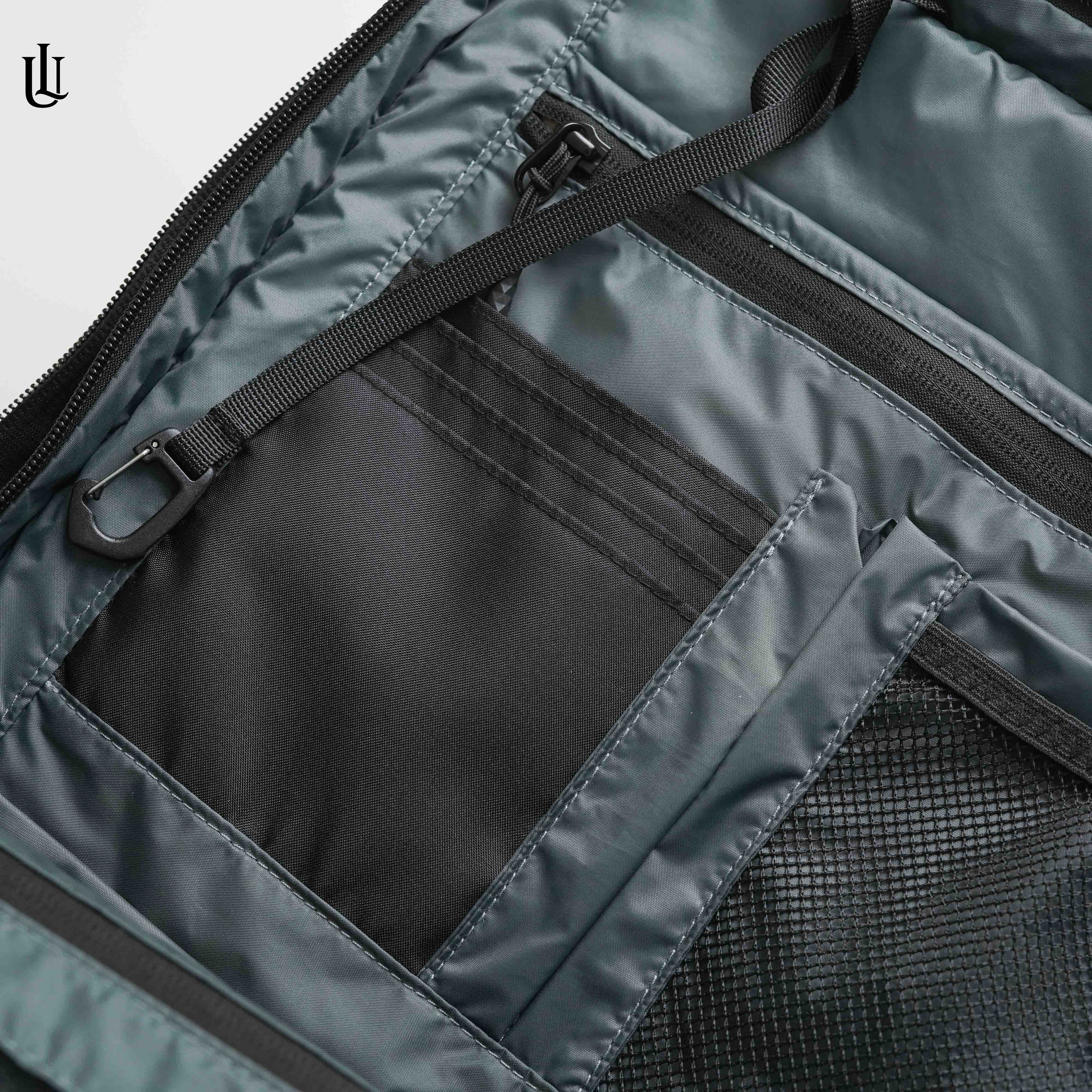 UrbanFlex Expandable Smart Backpack