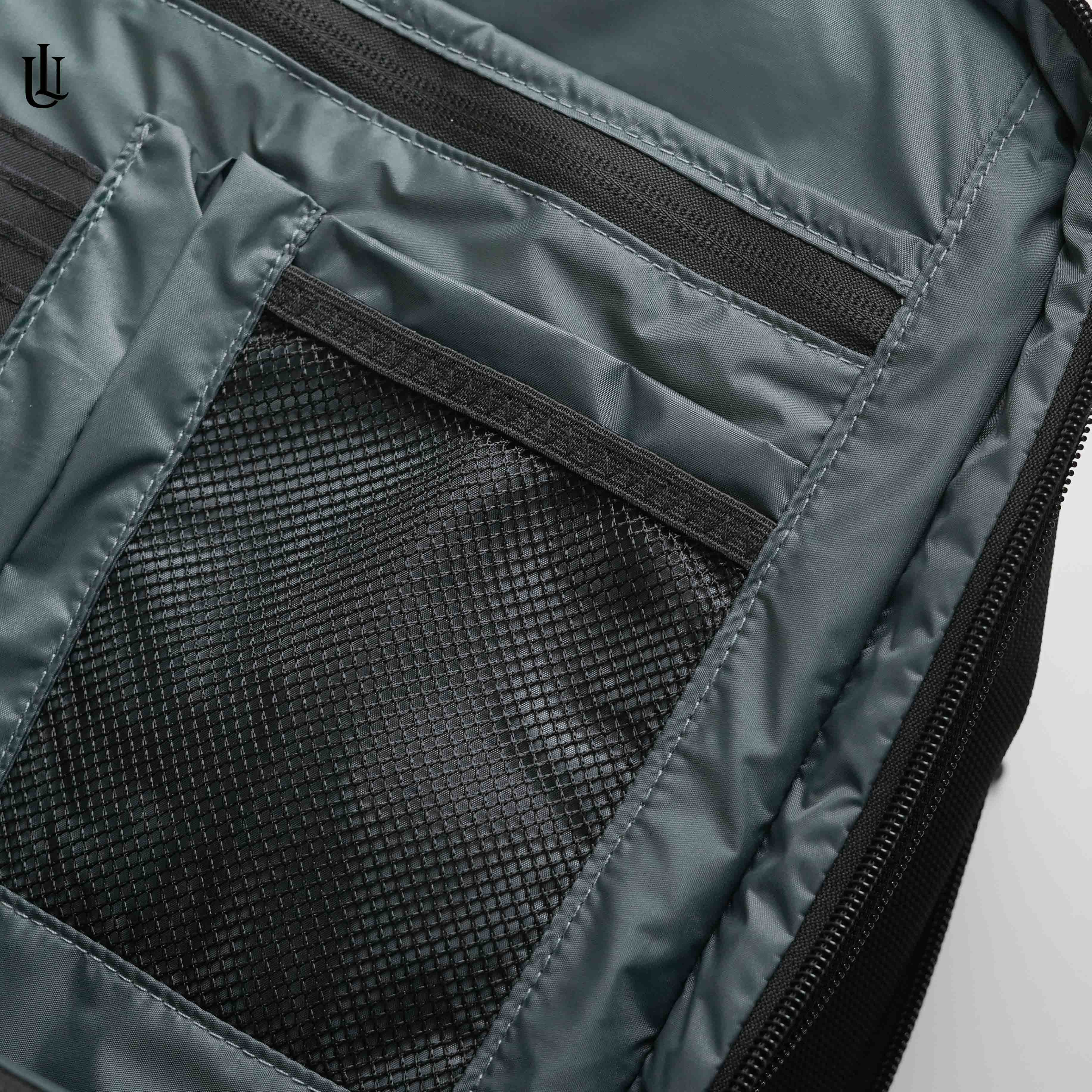 UrbanFlex Expandable Smart Backpack