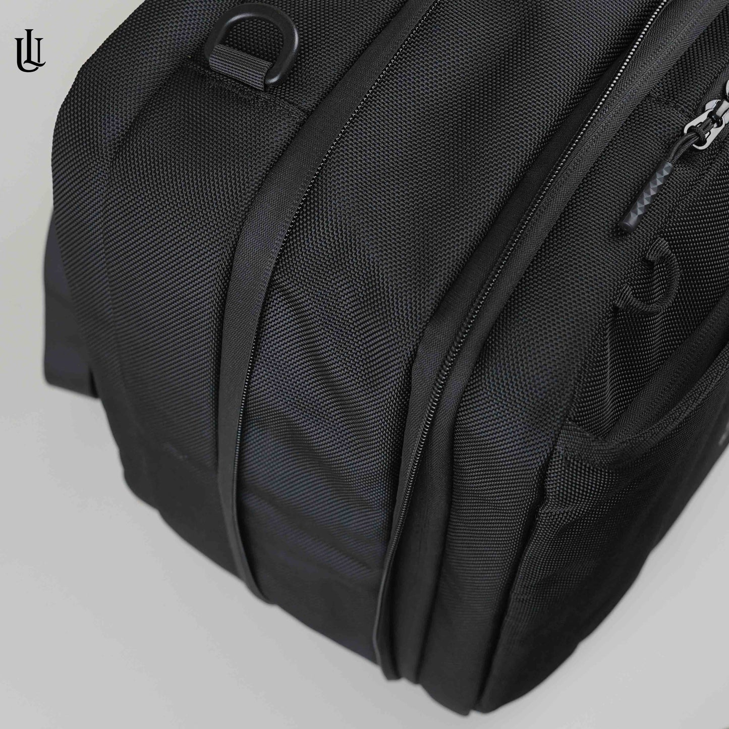 UrbanFlex Expandable Smart Backpack