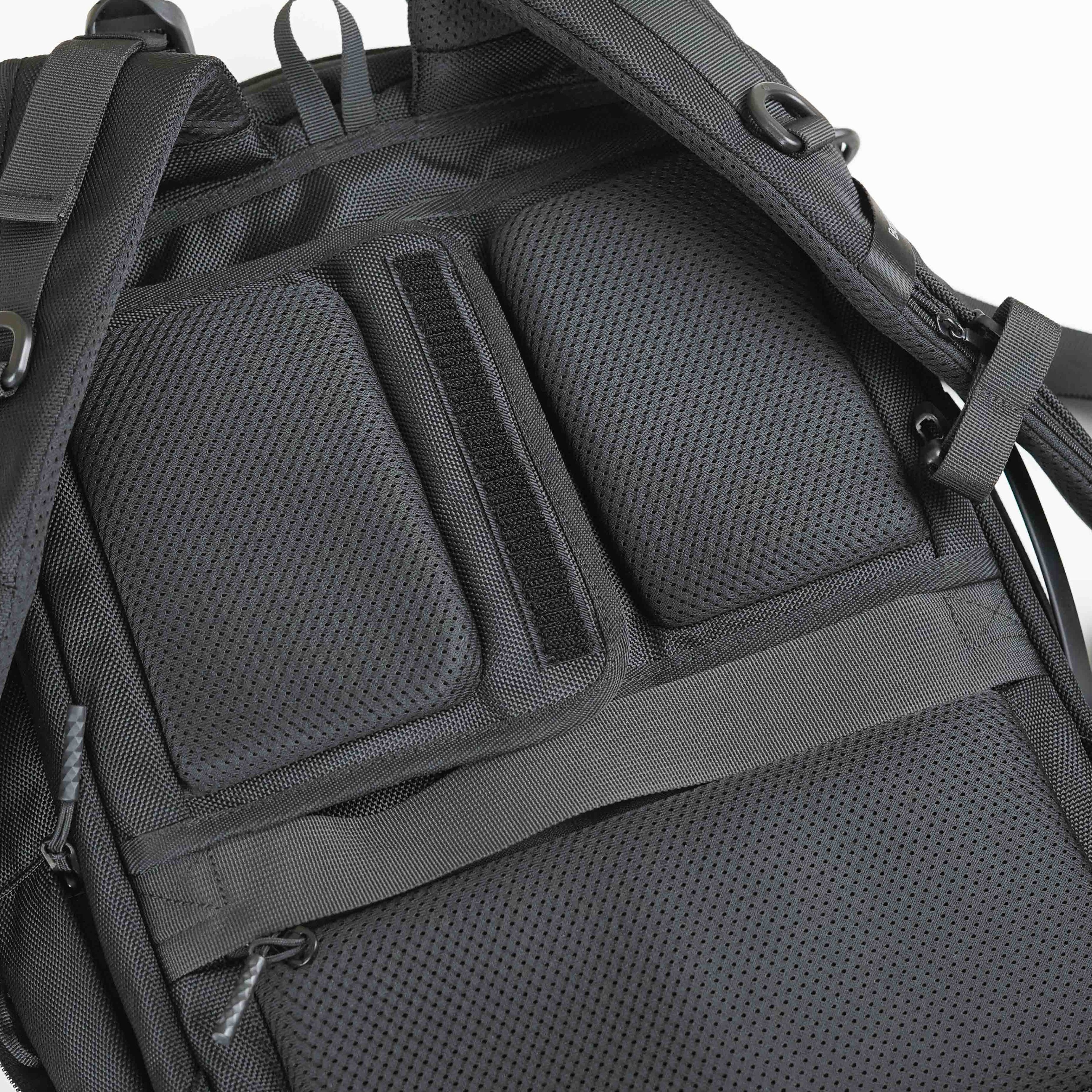 UrbanFlex Expandable Smart Backpack